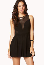 Vestido negro con velo