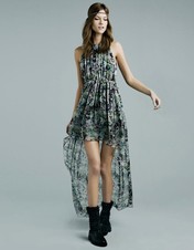 Vestido en velo floral